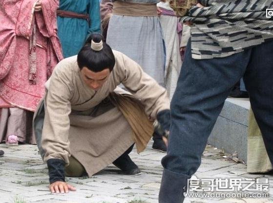一代名将韩信怎么死的,竟被吕后宫女活活打死